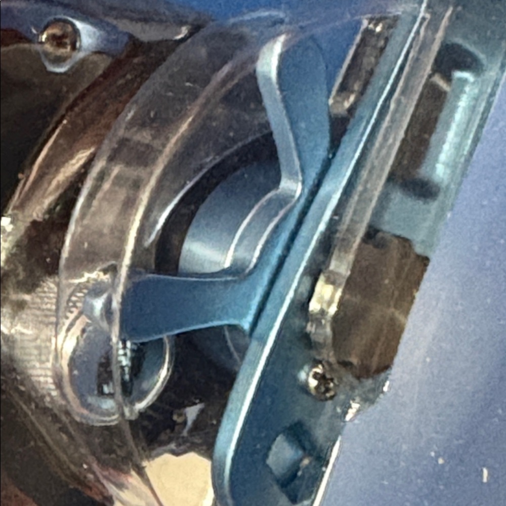 PENN Warfare™ I| Star Drag 20NSD
Conventional Reel -NEW/SEALED- - Picture 8 of 11